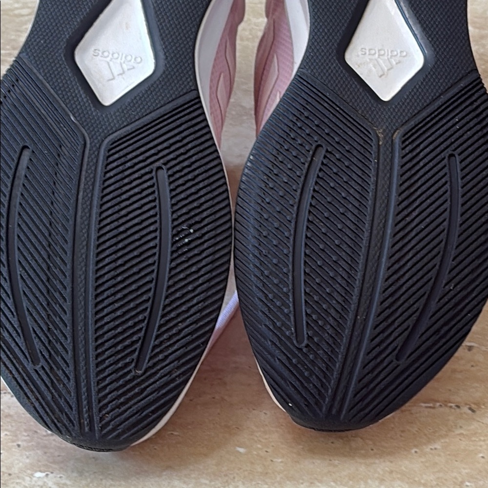 Adidas Pink and Black Athletic Shoes with Breathable Mesh-Excellent Condition - Picture 8 of 9